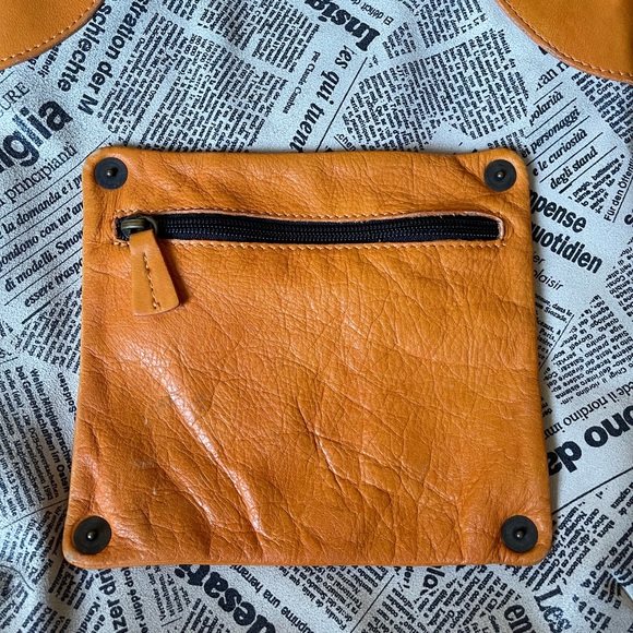 Maurizio Taiuti Italian leather crossbody bag - Picture 7 of 8